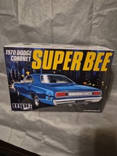 Mpc 1970 Dodge Coronet Super Bee 125 Plastic Model Car Kit Mpc985 New Sealed