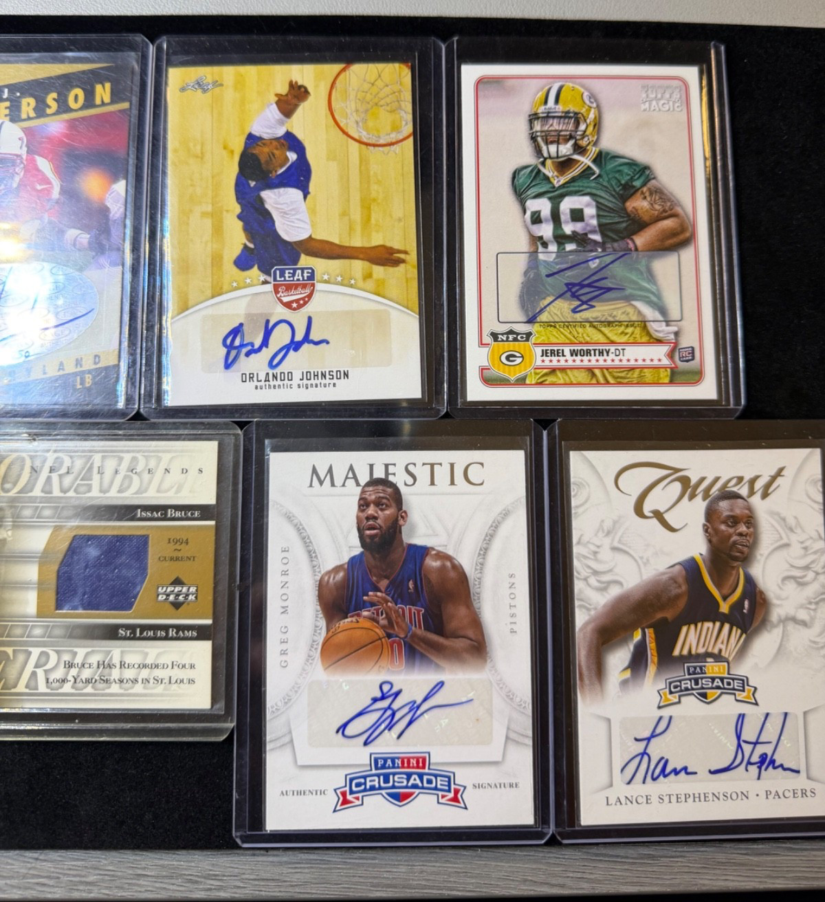 Football & Basketball Hit Lot (6 Cards) 5 Autographs /250 & Game Used Jersey Lot view 3