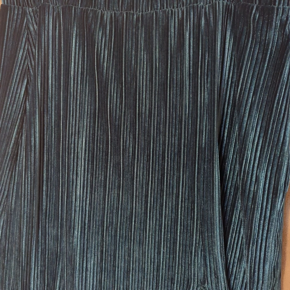 ModCloth 2X Midi Velvet Teal Bohemian Pleated Skirt - Image 3 of 4