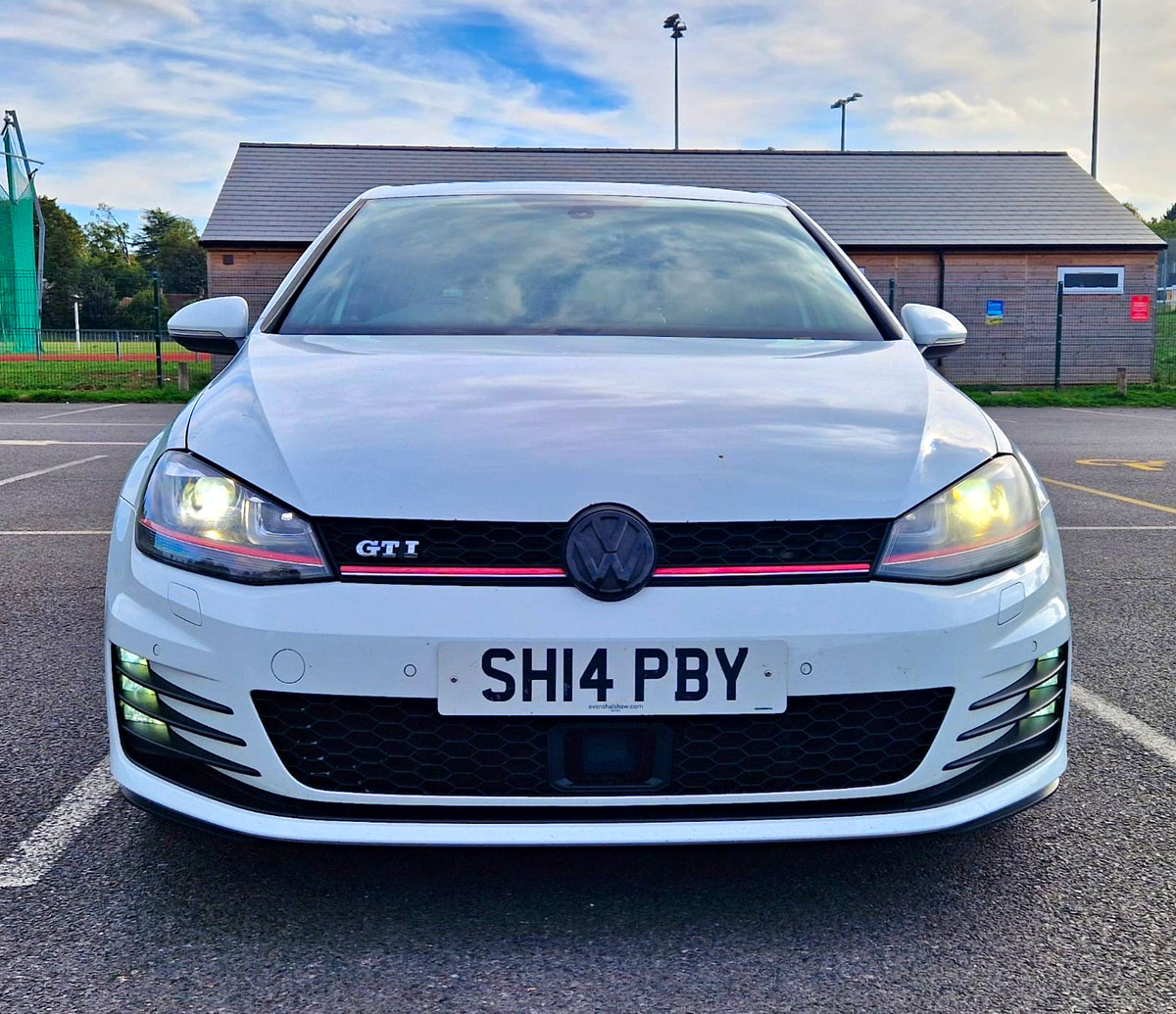 Volkswagen Golf GTI