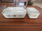 Vintage Pyrex Casserole Dishes With Lids Town and Country 1 1/2 Qt, Pt