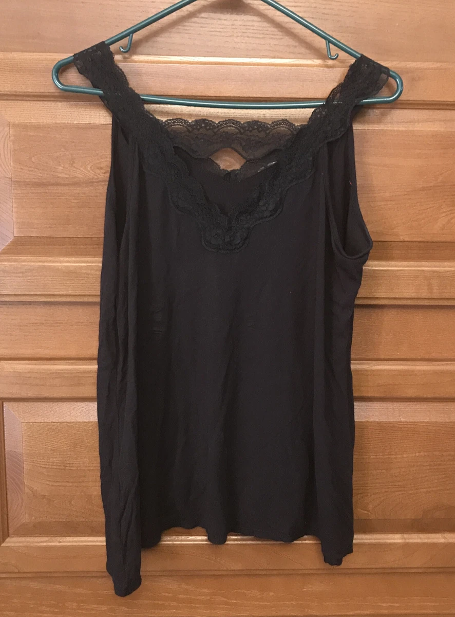 Maurices Women s Top Med Black Lace Tank Stretch base layer 598 eBay