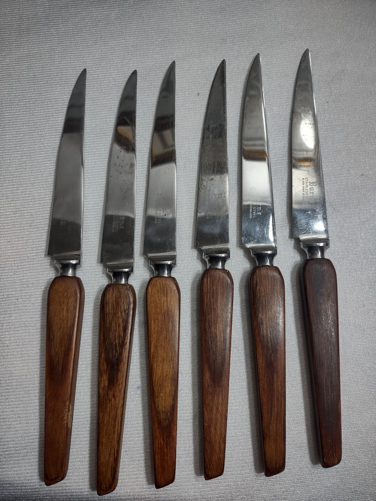 Set 6 Vintage Buras Steak Knives in wood holder Stainless Made In England