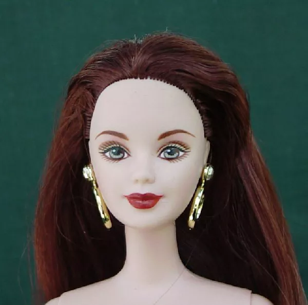 CABELLO LARGO CASTA O BELLEZA Oto o en Par s BARBIE desnuda con PENDIENTES DE ARO DORADO