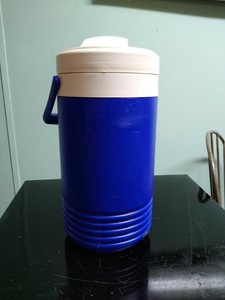 blue igloo water jug