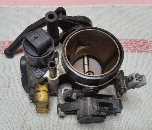 Citroen Xantia X1 1.6i Drosselklappenstutzen 201-6 258250 AMC 30 C2