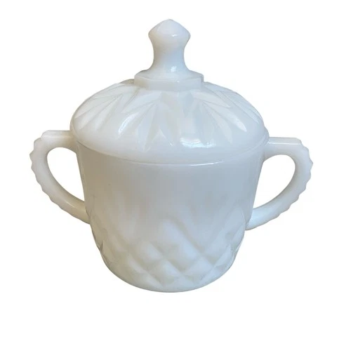 Vtg Anchor Hocking Prescut Pineapple Sugar Bowl 2 Handles & Lid Milk Glass 5”