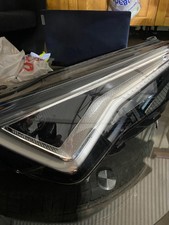 2021 SEAT ATECA HEADLIGHT DRIVER SIDE RIGHT 577941032B