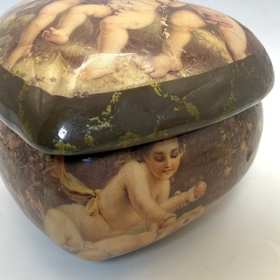 Vtg Heart Shaped Jewelry Box Ceramic Cherub Playing Children Design Rennisance