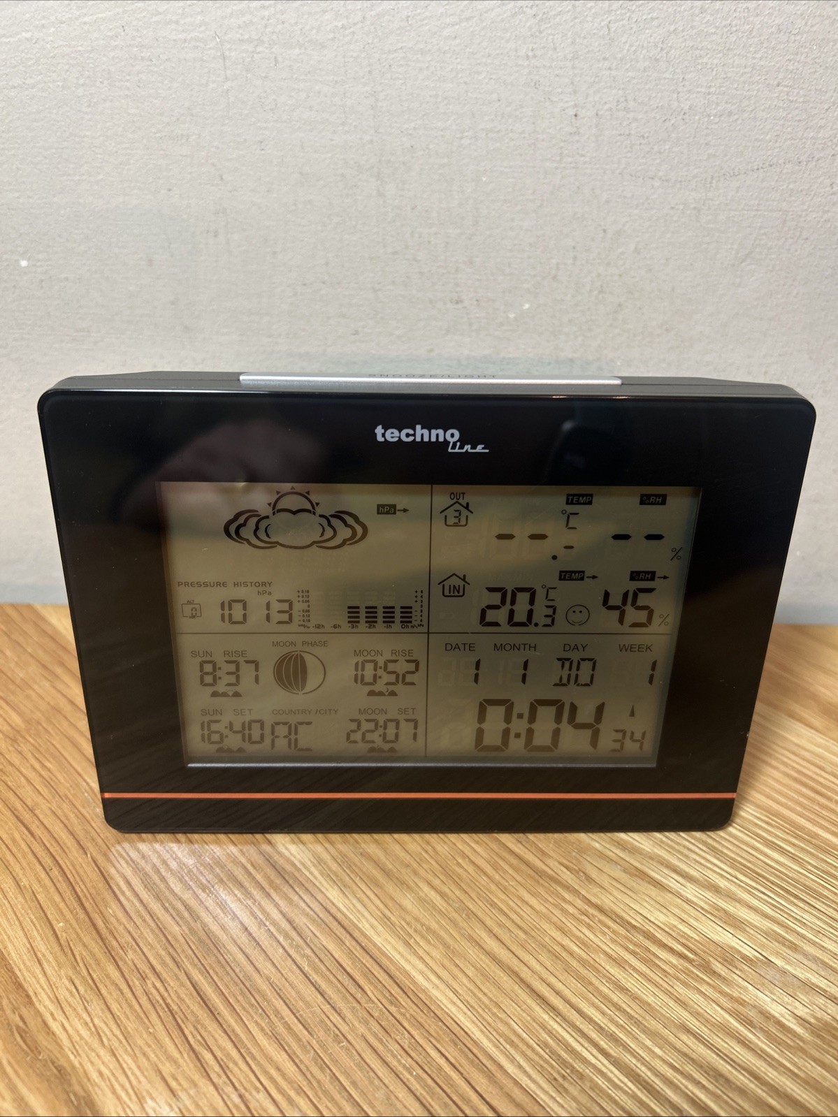 Technoline WS 6750 Weather Station Battery Operated