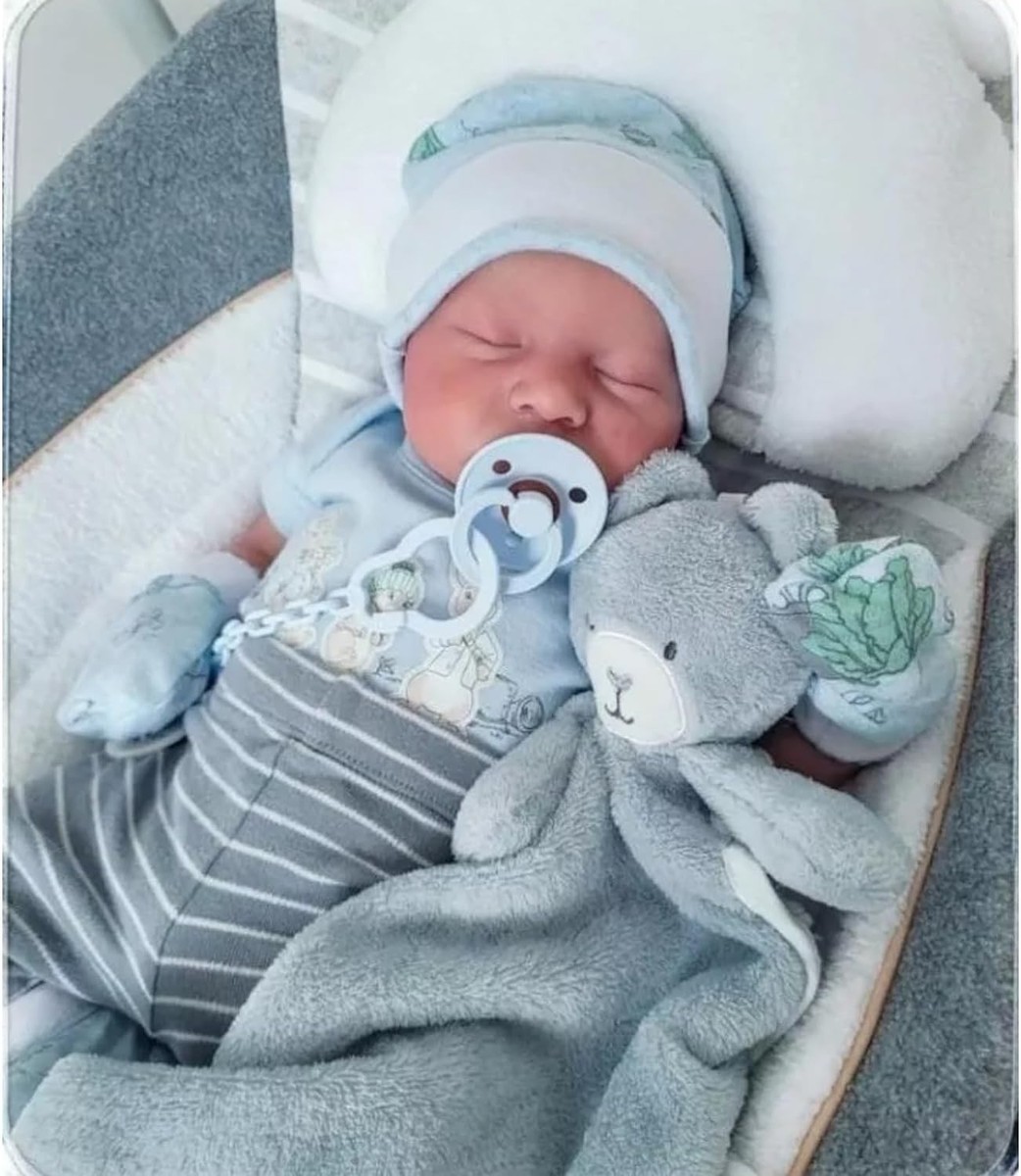 Realistic Reborn Dolls Levi - 18 Inch Lifelike Sleeping Baby Boy
