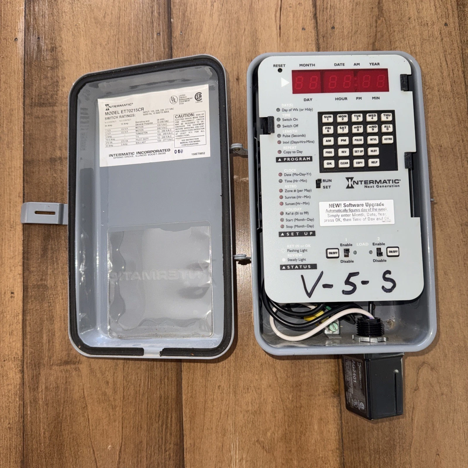Intermatic ET70215CR 120/208/240/277 V Electronic Astronomic Time Switch AG2401