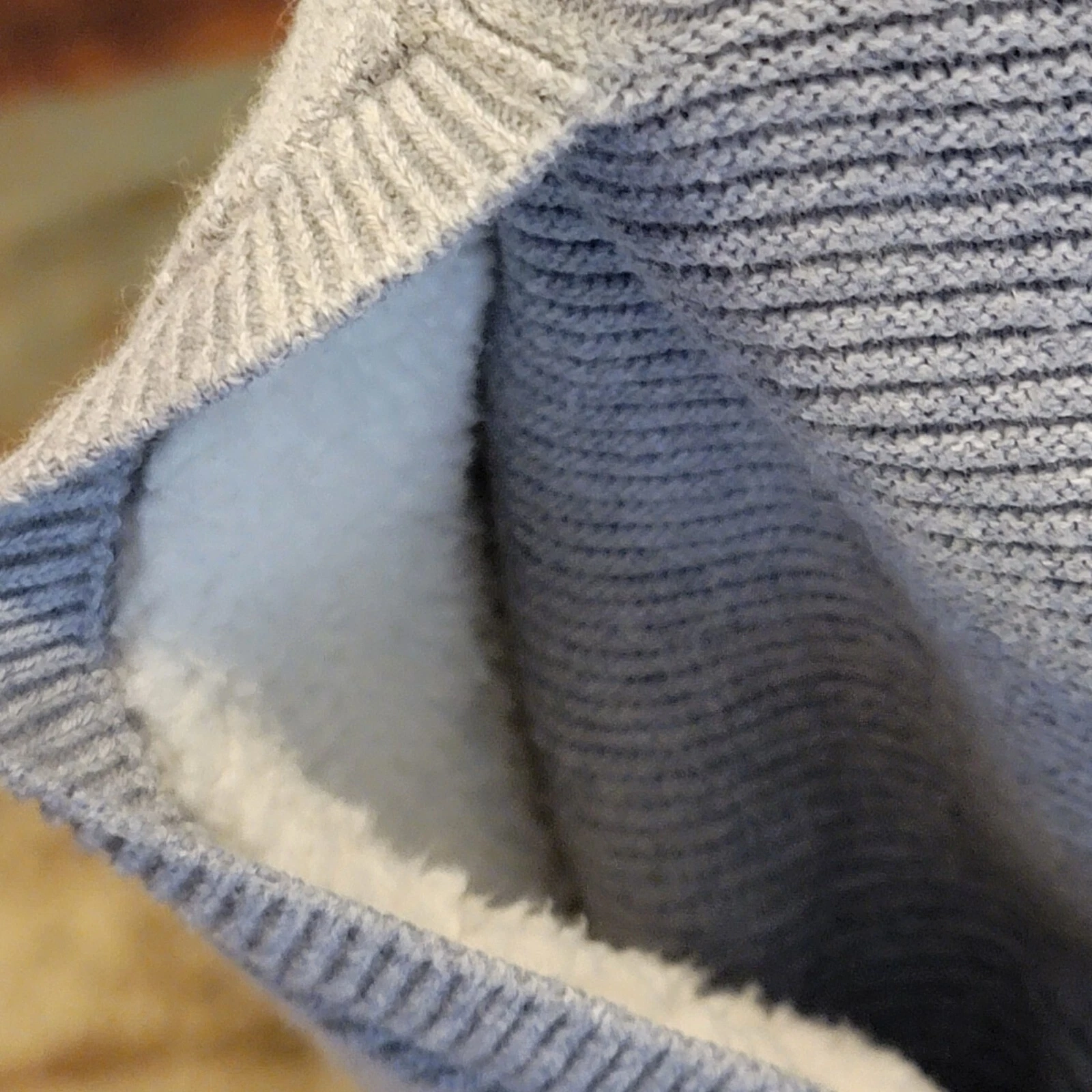 UNDERCOVER Cappuccio sfocato grigio Victoria's Secret lavorato a costine a maglia medio