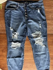 Judy Blue Women's Buttonfly Distressed Jeans JB82171LT-PL