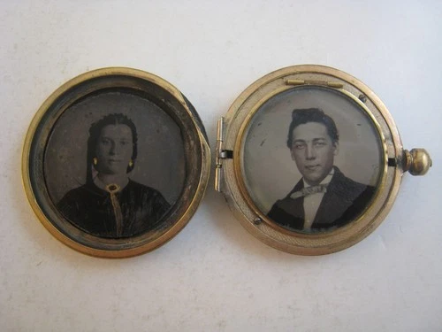 CIVIL WAR ERA PHOTOS IN LOCKET