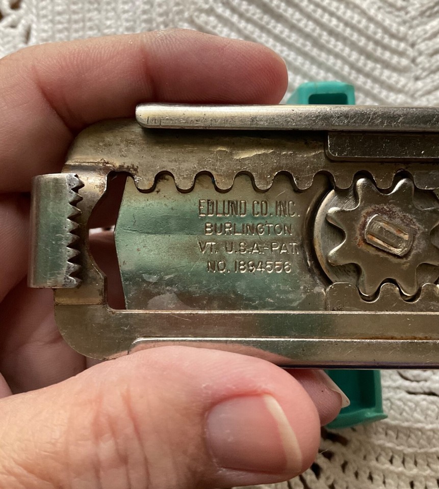 Vintage Retro Turquoise Aqua Edlund Co Top Off Jar & Bottle Screw Top