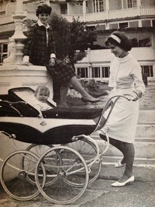 Pedigree 1963 coachbuilt Pram catalogue ; Copy from archive original
