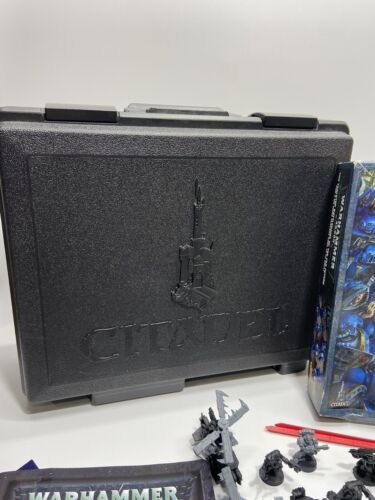 Warhammer 40K 40,000 Assault on Black Reach Citadel Partial Build + Citadel Case - Picture 10 of 14