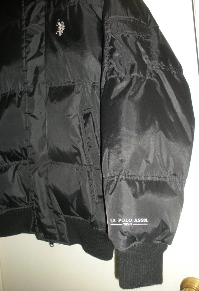 U.S. Polo Assn Puffer Jacket Black Removable Hood Front Pockets Lined Size S - Image 3 of 4