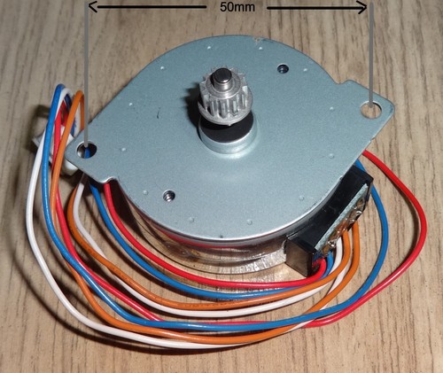 Schrittmotor EM-234 Motor 4p Zahnrad Achse Ø3mm - Bild 3 von 3