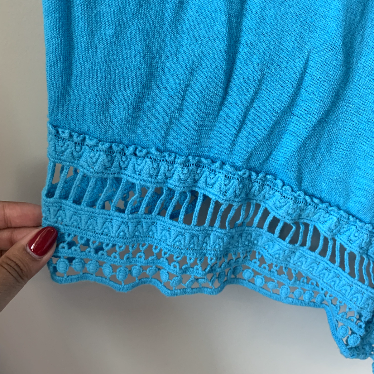 Prêt-à-Porter Femme | Pull à écharpe intégrée en maille mérinos bleu | Barbara Bui Boutique Officielle