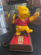 Vintage 1976 Disney Winnie The Pooh Bear Push Button Telephone