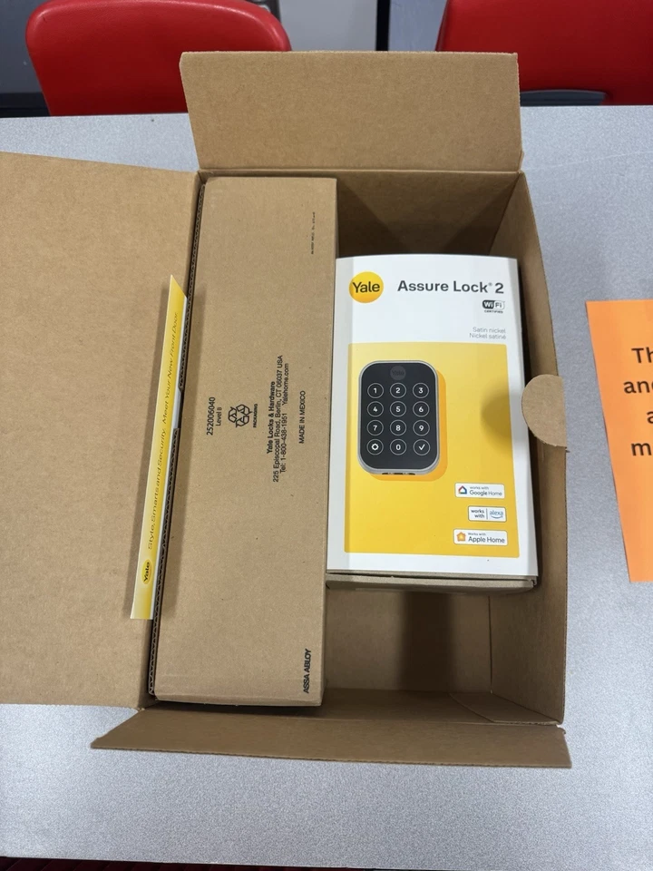 Assure Lock 2 - Smart Lock Wi-Fi sin llave - Mango Ridgefield - Níquel satinado Foto 2 de 2