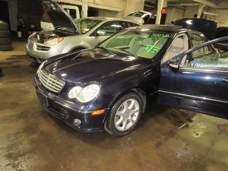 ВНУТРЕННЕЕ ЗЕРКАЛО ЗАДНЕГО ВИДА Mercedes-Benz C280 C350 2006 06 1050164 - Изображение 4 из 4