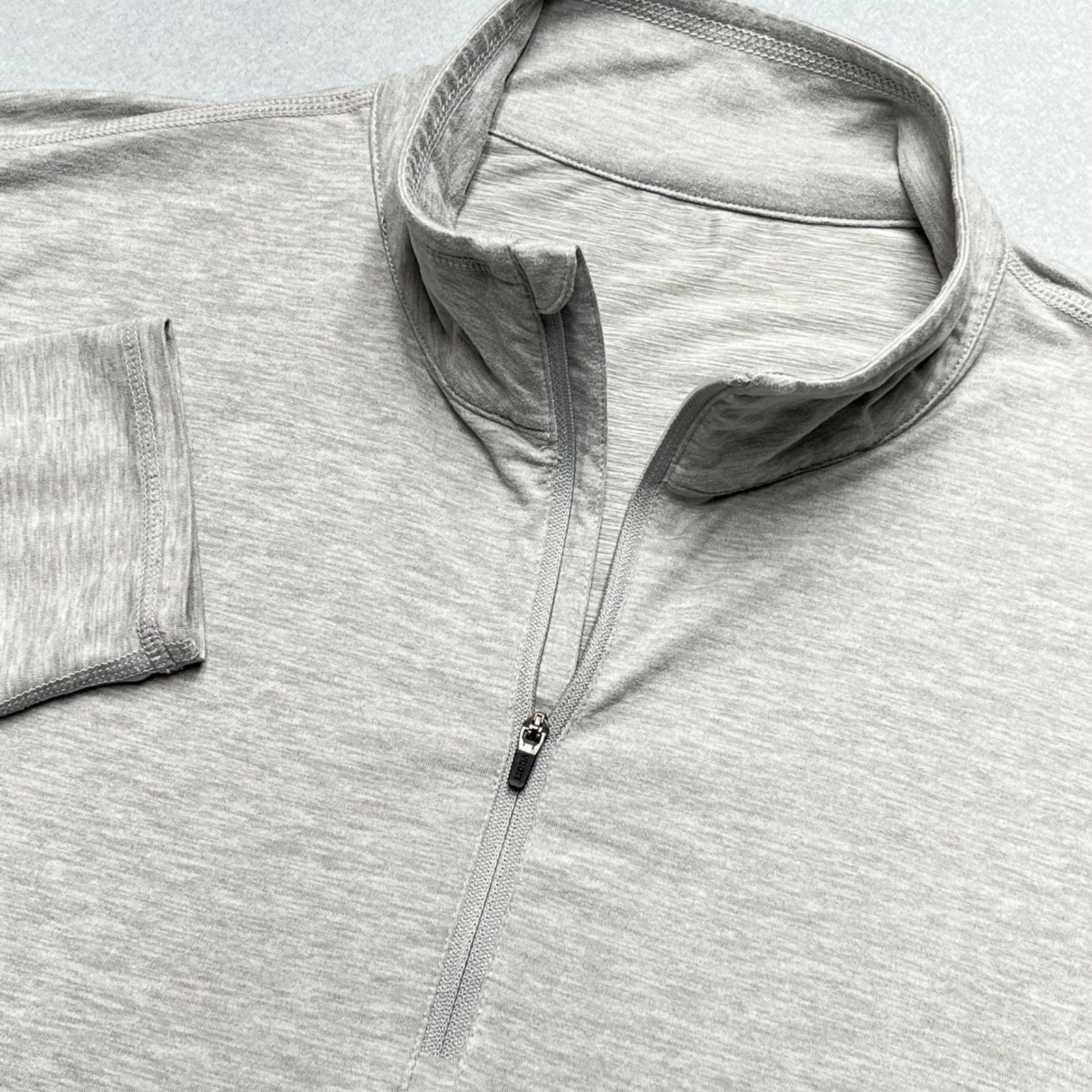 Vuori Quarter Zip Pullover Men Gray Heathered Lon… - image 1