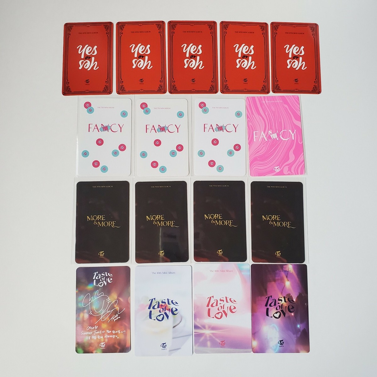 TWICE/YES OR YES/MONOGRAPH/トレカ！　！ TWICE/YES OR YES/MONOGRAPH/トレカ！ ！ Twice 'Yes or Yes' Official