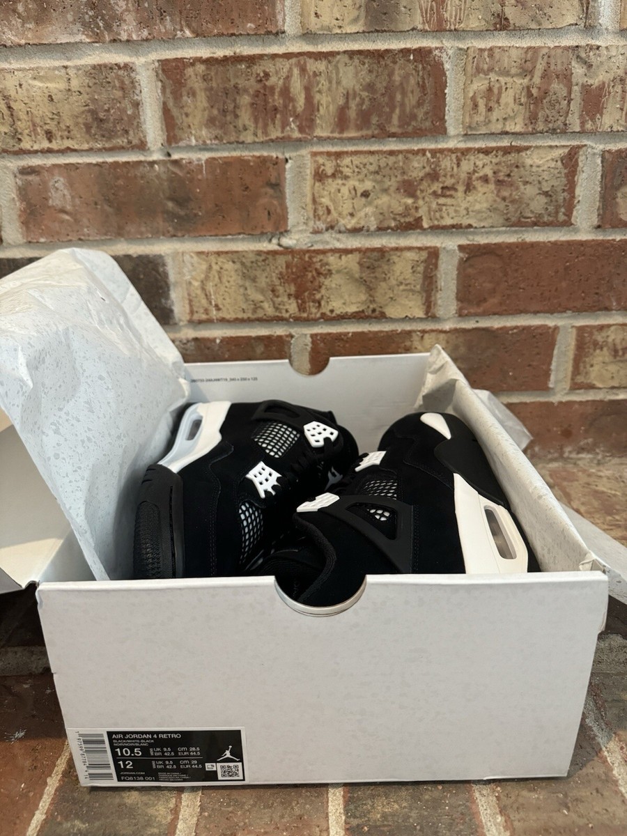 New 10.5 Nike Air Jordan 4 Retro Black White Thunder IV FQ8138-001