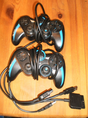 2x Saitek Ps 1000 Controller,für PS2 & 3/ Funktionsfähig