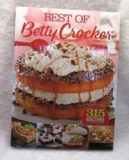 The BEST of BETTY CROCKER Cookbook Hardcover 315 Recipes 2012 RE11