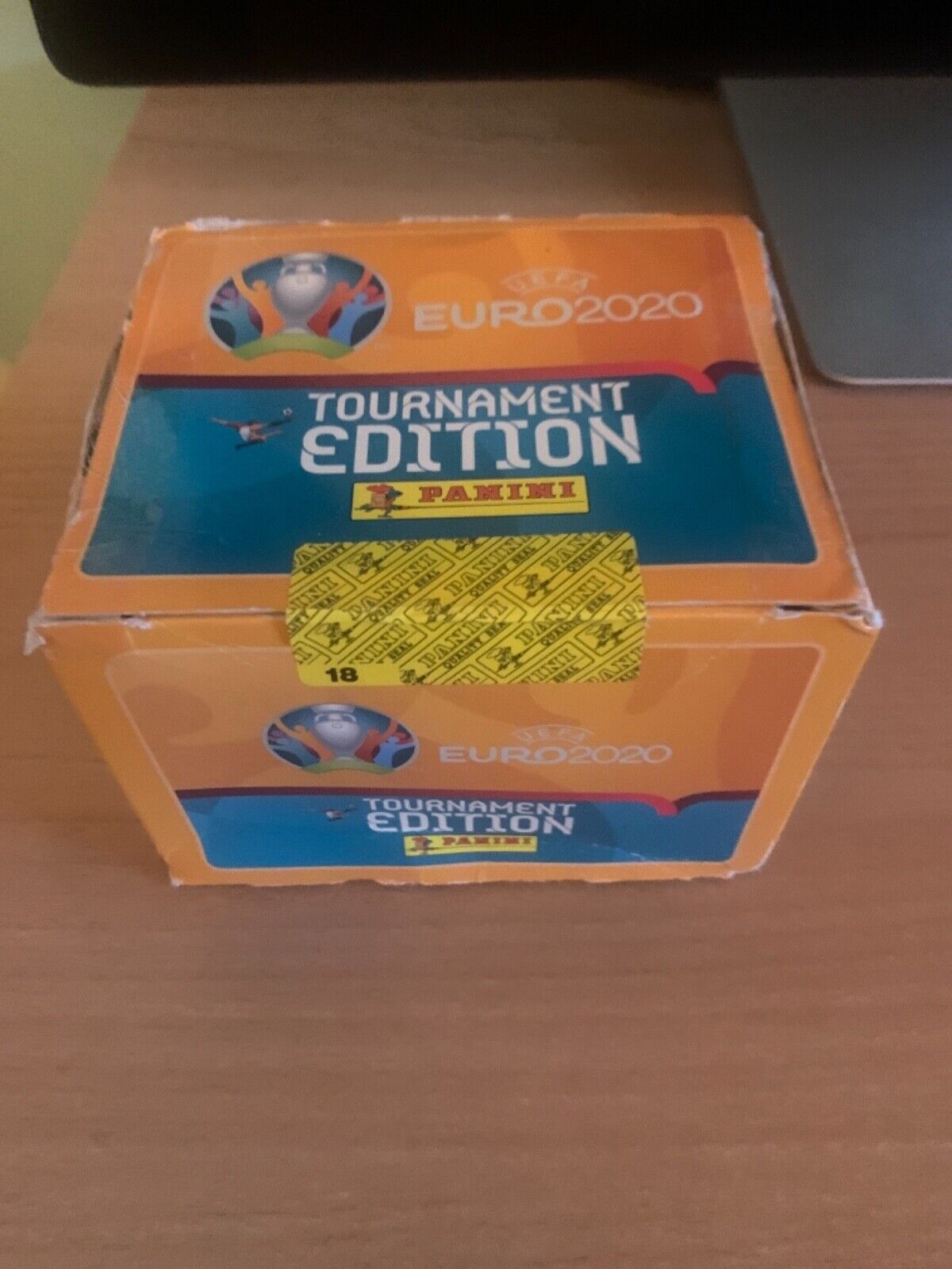 Euro2220 tournament edition box