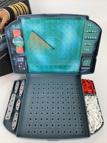 Vintage 1998 Hasbro Battleship The Classic Naval Combat Game Complete No Manual - Picture 4 of 11