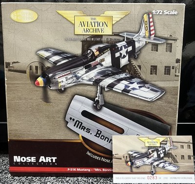 Corgi Aviation 1/72 Nose Art P-51K Mustang ''Mrs Bonnie''le Shima 1945 US32213