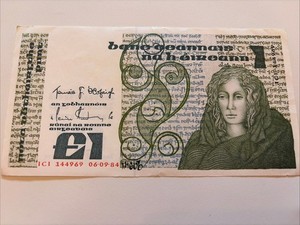 Ireland 1 Punt 1984 Almost Uncirculated
