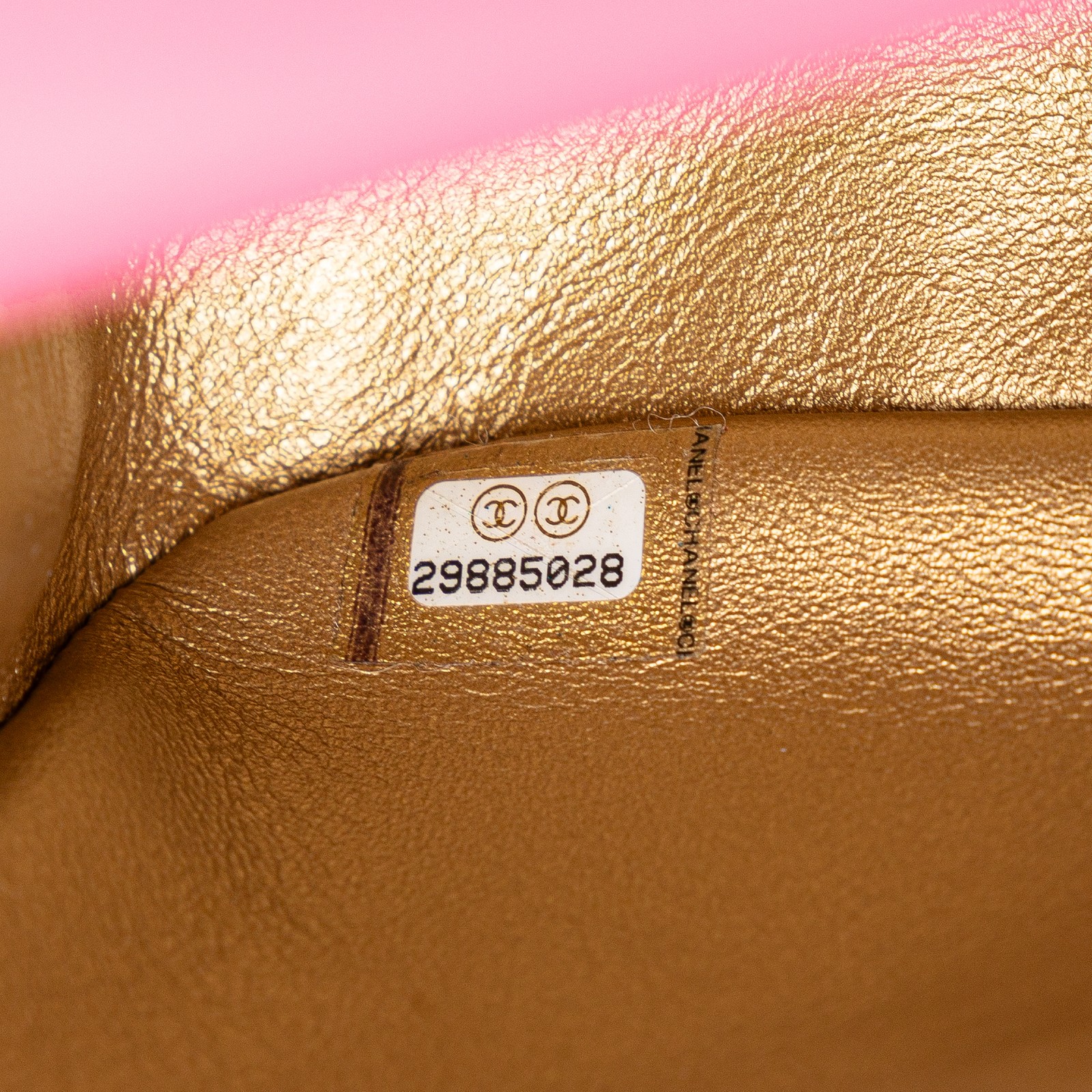 Authenticated Chanel Mini Square Classic Lambskin… - image 7