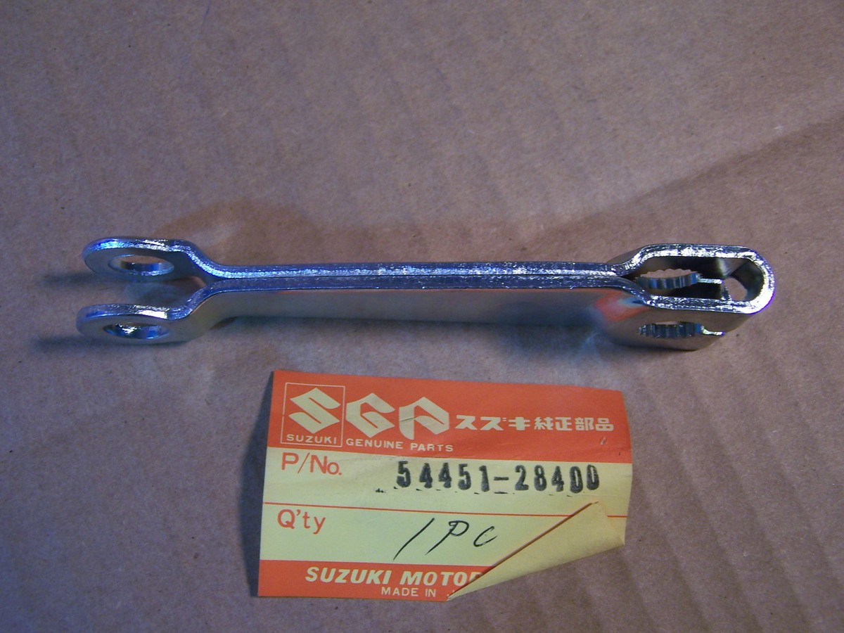 a SUZUKI TC100 TC125 TC185 TS100 FRONT BRAKE CAM LEVER TC 100 125