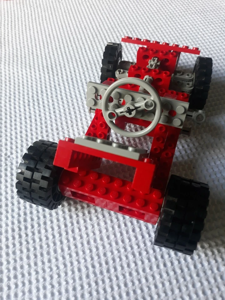 LEGO Technic 8030 Universal Building Set, foto 4 di 5