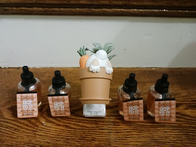 BATH AND BODY WORKS EASTER BUNNY PLANT WALLFLOWER PLUG CARROT CAKE REFILLS NEW