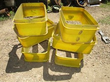 1 JOHN DEERE 7000 7100 PLANTER SEED BOX EXTENSION DISTEL