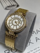 Guess U1008L2 Women's Silver Dial Gold Stainless Steel Bracelet Quartz Watch