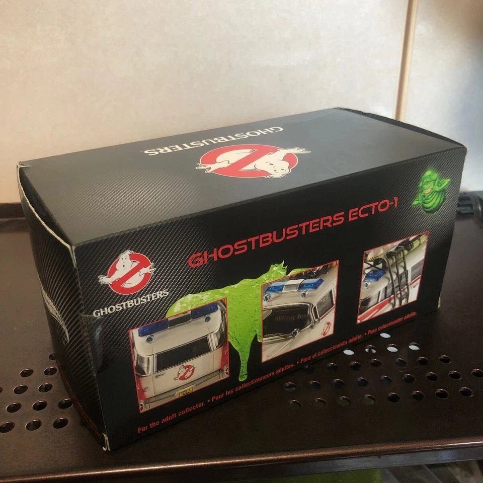1100 Hot Wheels Elite 1/43 Ghostbusters ECTO 1 Mini Car Model Completed - Image 2 of 4