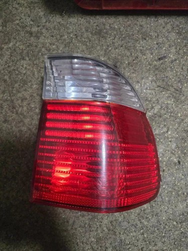 BMW 5 Touring E39 Rücklicht hinten links 6902532 3.00 Diesel 142kw 33970133