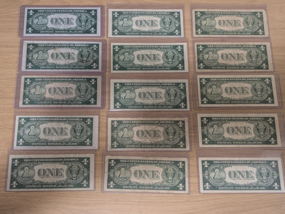 US 15 $1 Silver Certificates, 1935A, 1935C, 1935D, 1935E, 1935F, 1925G Blue Seal - Image 2 of 2