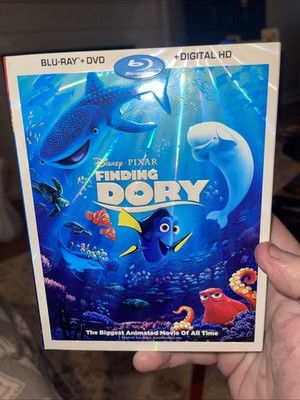 Finding Dory Blu Ray DVD 3 Disc Set With Slipcover Disney Pixar Free Ship