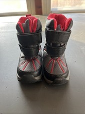 Carter's Deltha Toddler Waterproof Winter Boots Size 5M - Gray/Red