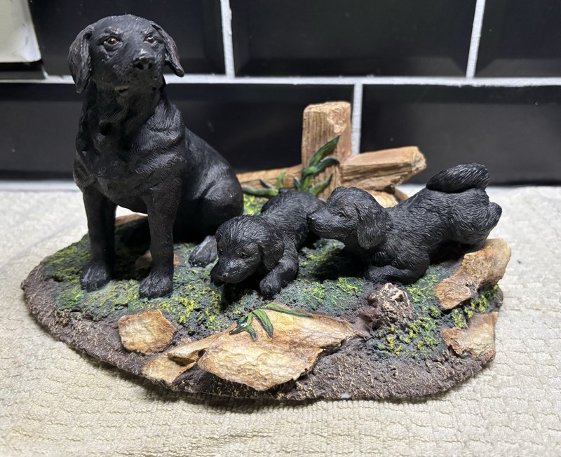 Vintage Black Lab Mother & Pups Sculpture Living Stone Inc  (?) Home Decor
