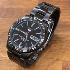 Orologio Uomo Automatico SEIKO 5 SNKE03K1 Quadrante Nero Data Giorno 7S26 Dal Giappone